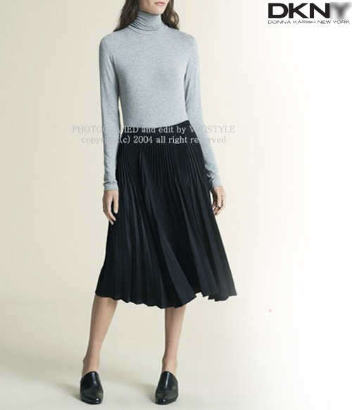 Donna kara*(or) Pleated Midi Skirt;$360.00 편안하지만 스타일리시함이 가득한~~클래식한 플리츠스컷!!  (특가세일 30% 할인이벤트/현금가/반품교환불가/정가189000)