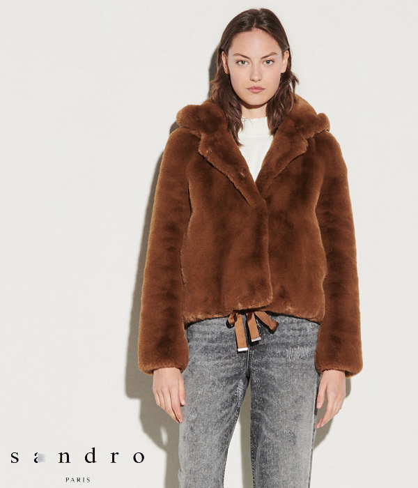 SANDR* fur coat;325,00 € 지구를 위한 페이크퍼 후디 자켓!!