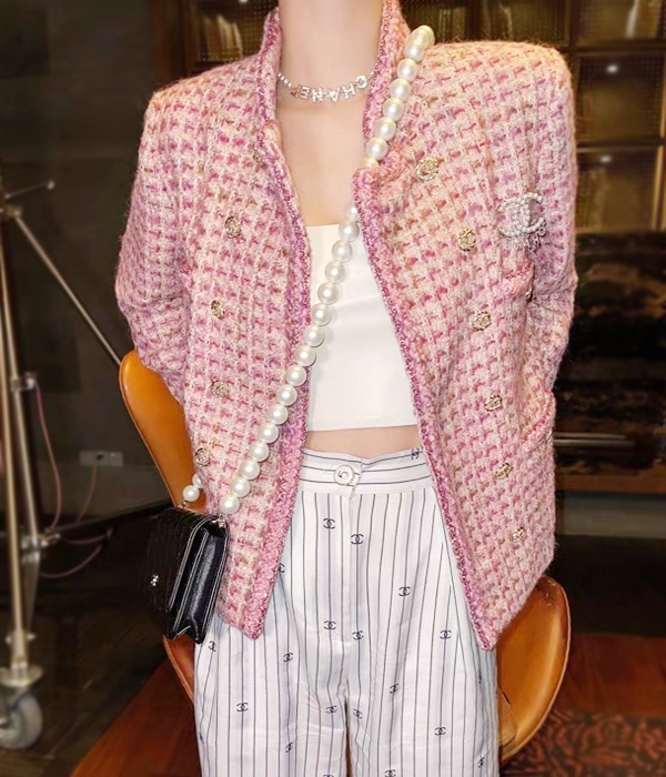 chane* pink tweed jacket ;포멀룩에도 데님과 세미캐쥬얼로도 너무 러블리한 트위드자켓!!