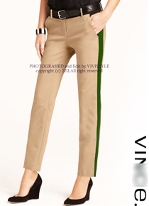 Vinc* (or) line cotton  pants ;클래식한듯하면서도 스포티한 핏감이 너무 매력적인 제품!!