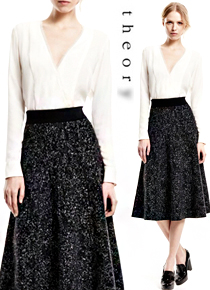 THEOR*(or) Reversible Stretch Wool Blend skirt;핏 너무 예쁜!!연말연시에도 딱!! $550.00