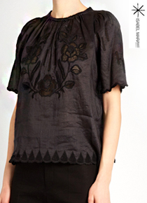 Isabel Maran*  embroidered top;$480.00 디자인,소재감,핏 어느하나 빠지지않는 블라우스!! {화이트/블랙}