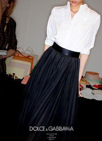 Dolc* &amp; Gabbana mesh skirt ;편안함과 스타일을 동시에 선사해드려요!!