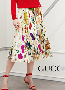 Gucc* pleated  skirt; &amp;pound;1250  컬러풀한 프린팅과 고급스러운 핏감으로 봄준비 끝!